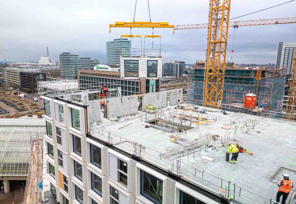 Luchtdicht bouwen op project Crossroads.